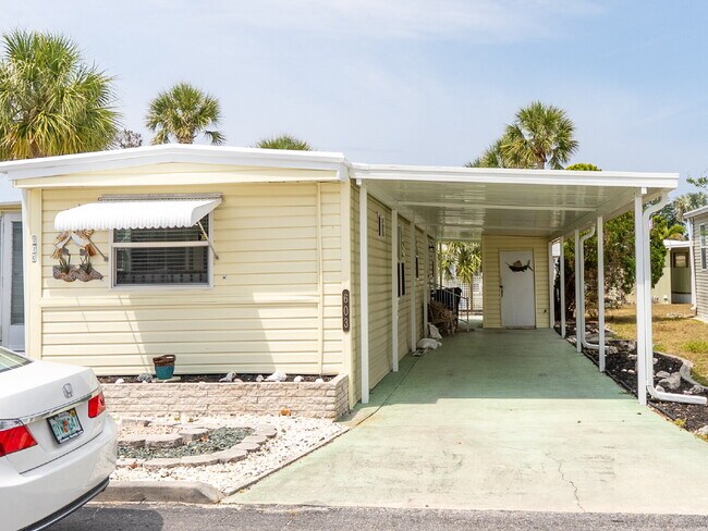 "Charming 2-Bed Furnished Annual Retreat i... - "Charming 2-Bed Furnished Annual Retreat i... Apartment