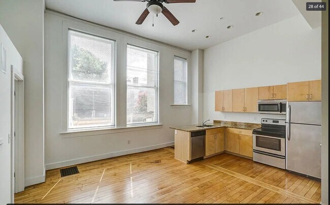 Photo - 141 E Wythe St Unit B