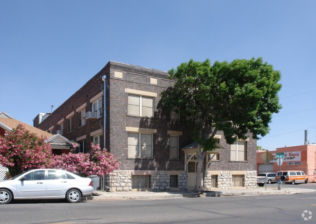 Building Photo - Wyoming Pearl Rental