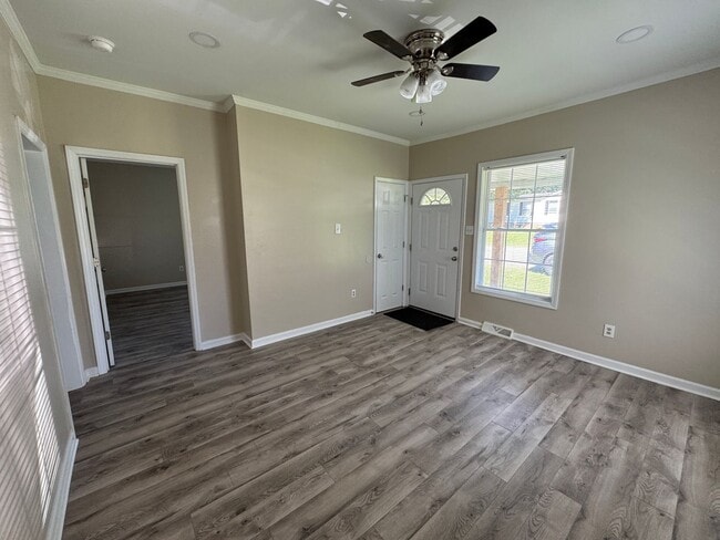 Photo - MOVE-IN READY!