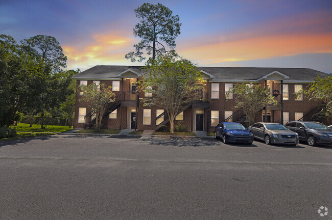 Building Photo - College Street Station Apartments