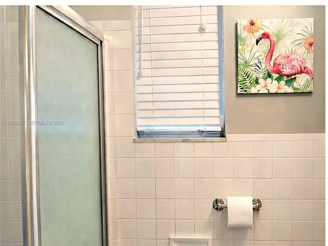 Photo - 375 SW 19th Ave Unit 3