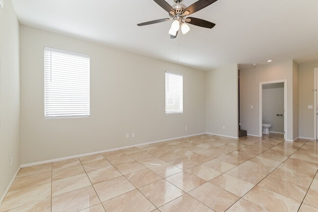 Photo - 5706 Colbert St