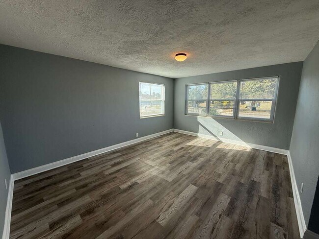 Photo - 641 Fremont Ave