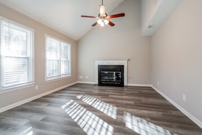 Photo - 1070 Hunters Creek Ct