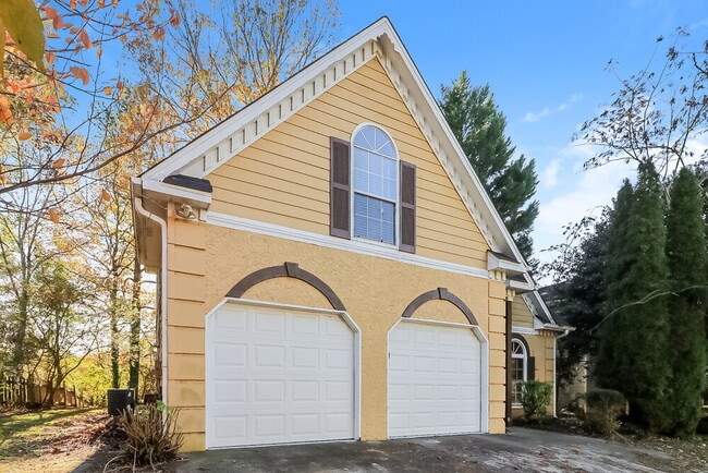 Photo - 1347 Windage Ct SW