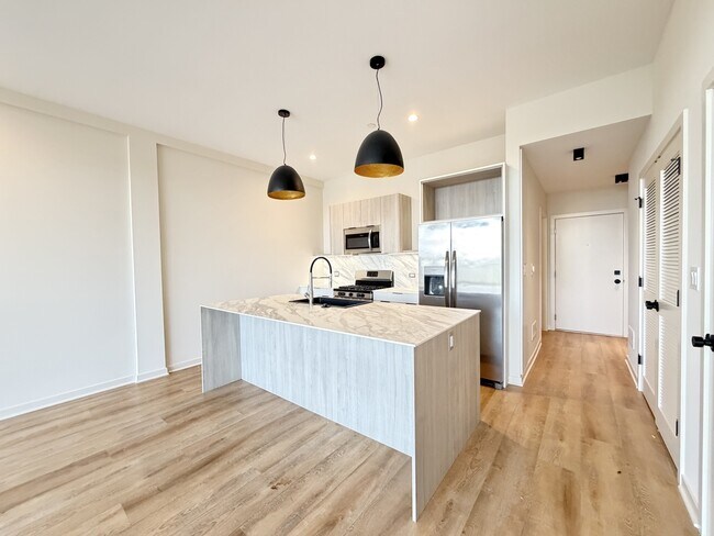 Photo - 6340 W Belmont Ave Unit 603