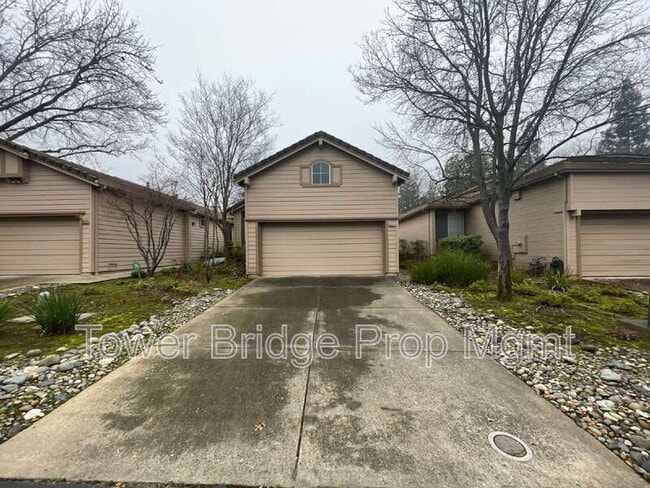 Photo - 8214 Wild Tree Pl