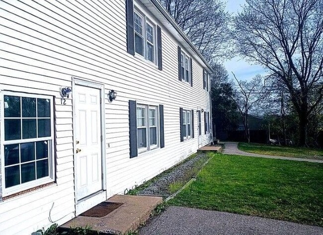 Photo - 14 Monson St