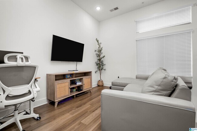 Photo - 1329 4th Ave S Unit 314