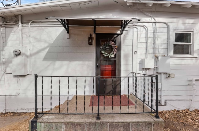 Photo - Charming 2 Bedroom, 1 Bathroom Back Unit with Private Yard — Close to Downtown