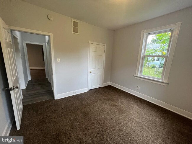 Photo - 705 W White Horse Pike