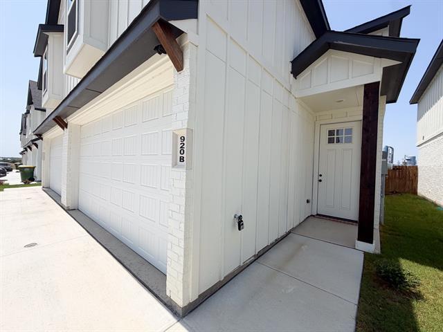 Photo - 933 Cooksey Ct