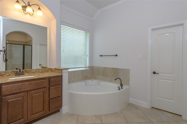 Building Photo - 18 Prism Point Place