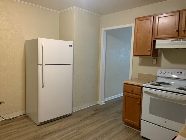 Photo - Updated 2 Bedroom, 1 Bath Apartment