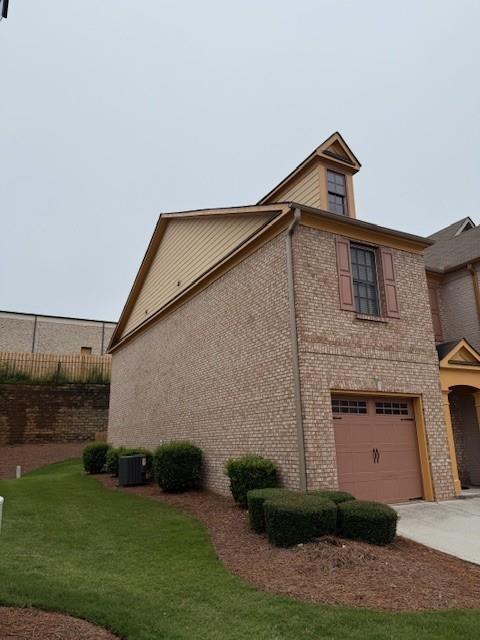 Photo - 2718 Beynon Ln NE