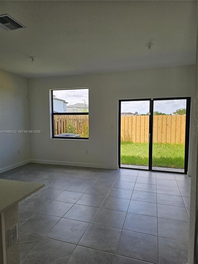 Photo - 13313 SW 285th St