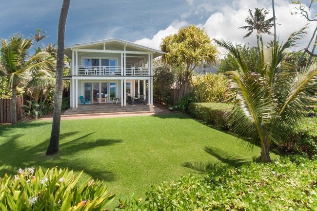 Photo - Hawaii Life Presents Modern Mokuleia Beach...