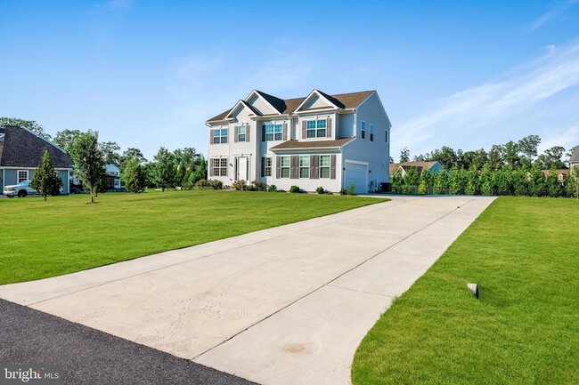 Building Photo - 1022 Fawn Haven Walk