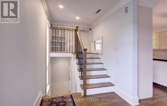 Photo - 97 Runnymede Rd