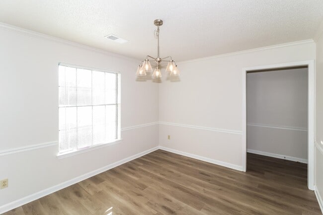 Photo - 7308 Stonington Dr