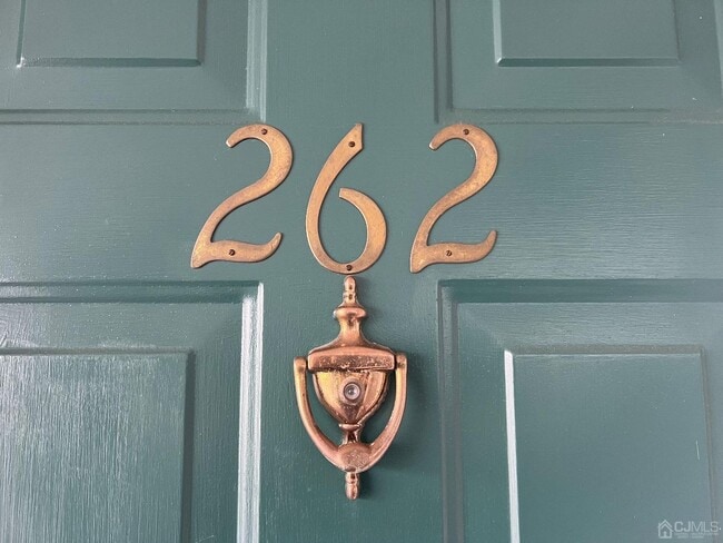 Photo - 262 Kempsey Dr