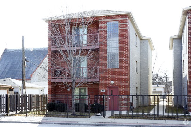 419 W Marquette Rd - Normal Parkway Homes