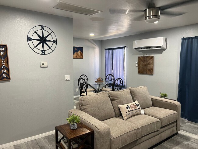 Photo - 725 E Ridgecrest Blvd Unidad C