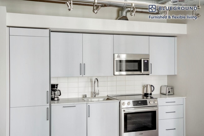 Photo - 62 Cedar St Unidad FL8-ID643