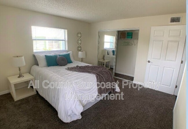 Photo - 7450 35th St N Unidad #1202