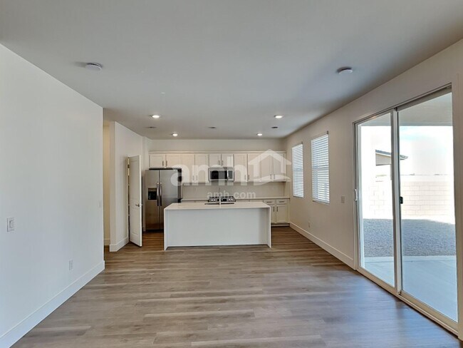 Photo - 9677 Harkes Dr