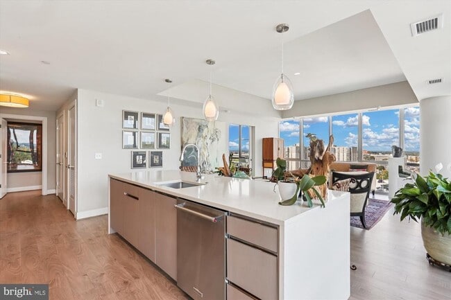 Photo - 930 Rose Ave Unit 1410