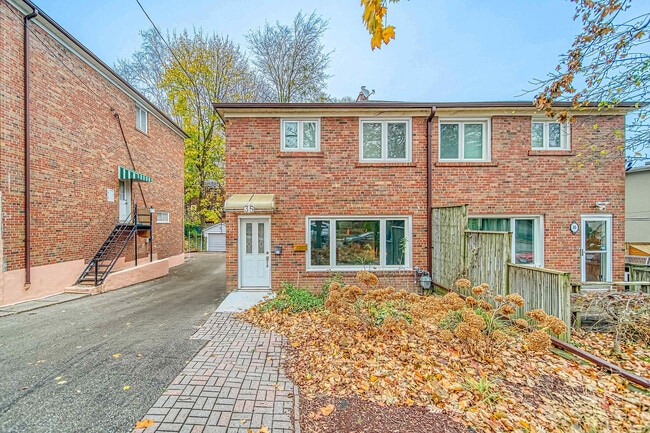 Building Photo - 35 Bellhaven Rd