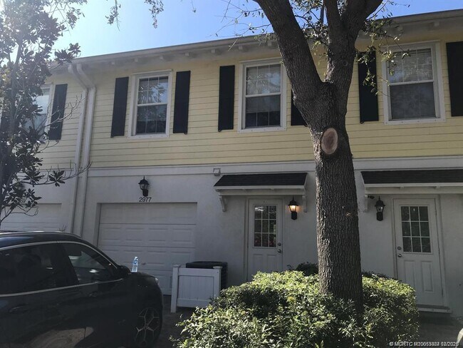 Photo - 2977 E Community Dr