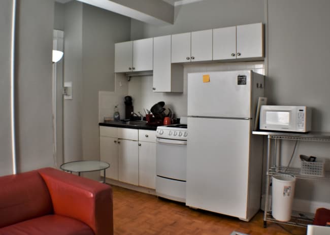Building Photo - 21 Beacon St Rental