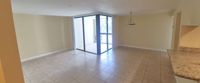 Photo - 820 Lavers Cir
