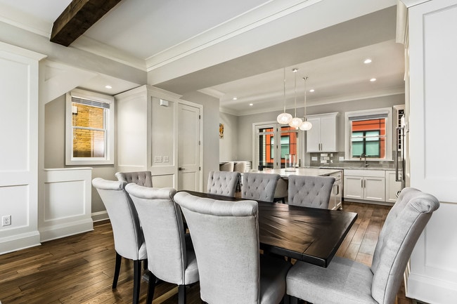 Photo - 114 W Starr Ave