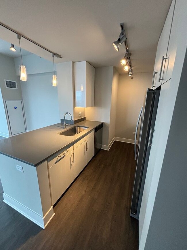 740 S Federal St Unit 2817