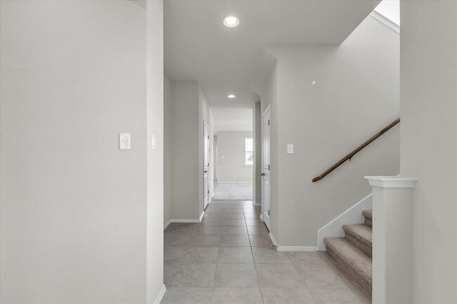 Photo - 100 Fabion St