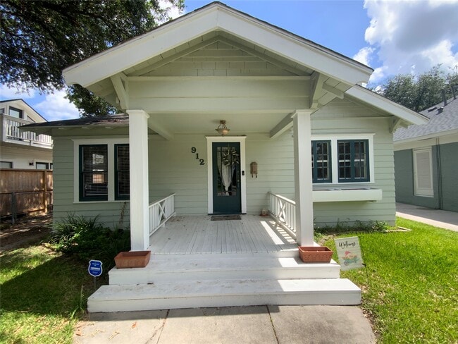 Photo - 912 W Melwood St