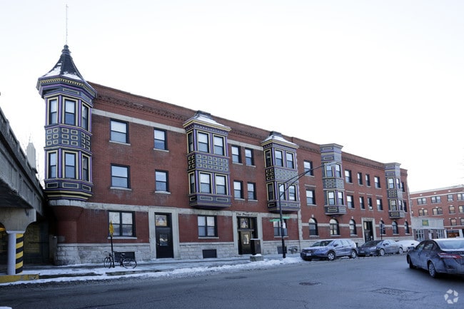 Building Photo - The Pepperland