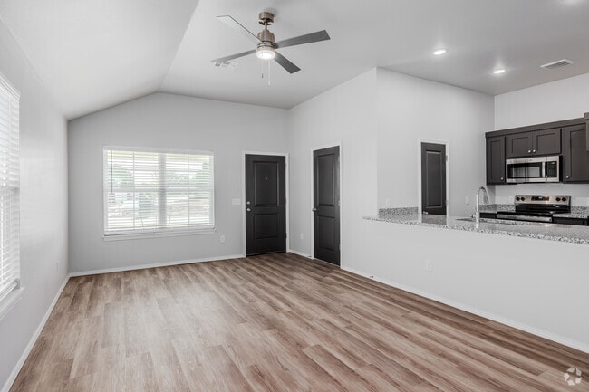 A - 4BR, 2BA - 1240SF - Living Room