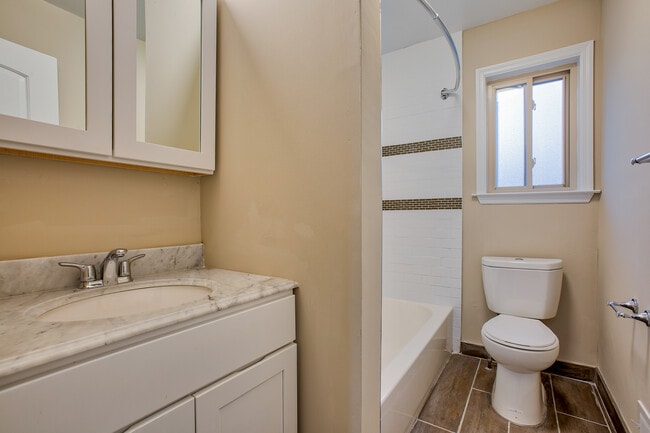 Renovated Bathroom - Greenbrook Gardens