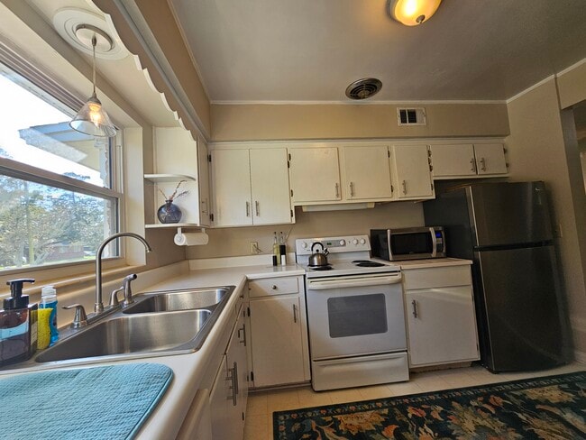 Photo - 3747 Coronado Rd
