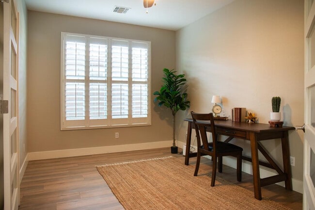 Photo - 1874 S 160th Ln