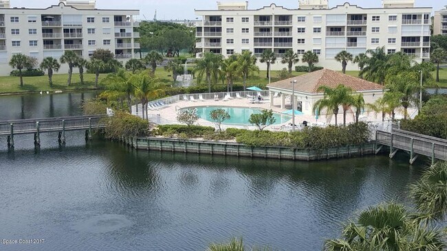 8891 Lake Dr Unit 502