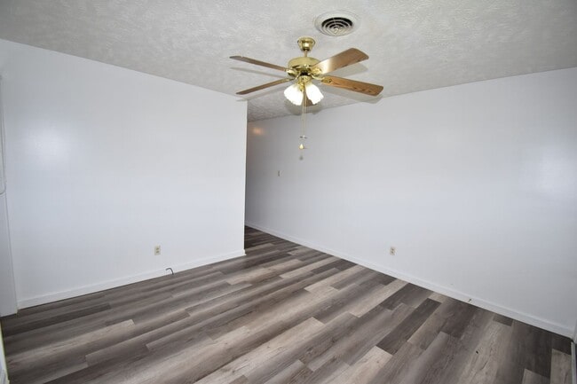 Photo - Charlotte Street-947 Unit 1