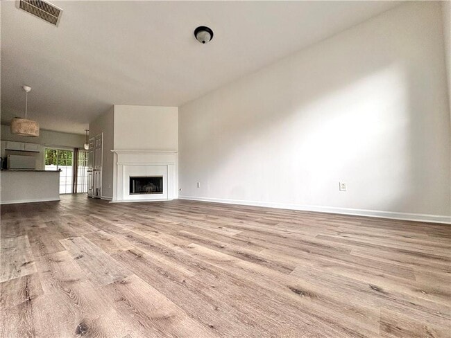 Photo - 1581 Cove Creek Cir