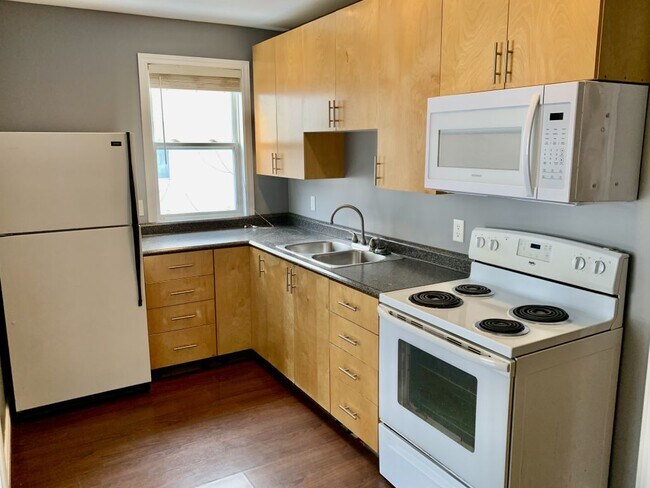 Photo - 93 St Clare Ave