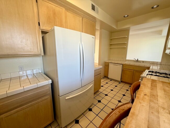 Photo - 1937 Euclid St